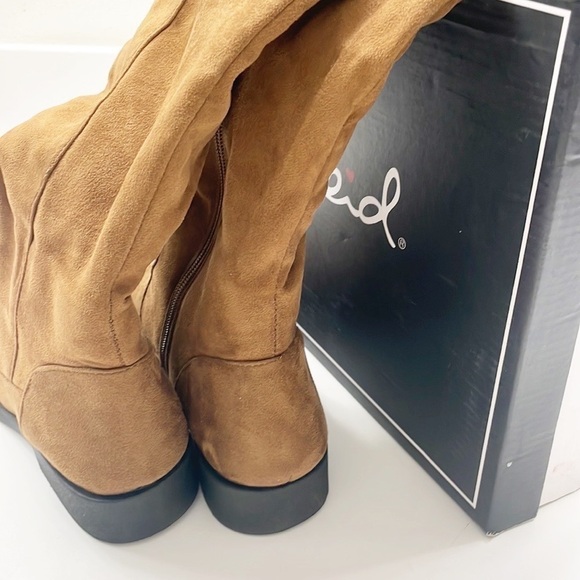 Qupid Zion tie back boots in coffee - Picture 6 of 10